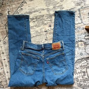 Levi’s wedgie straight jeans size 26
